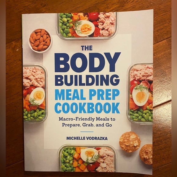 *NEW* The Body Building Meal Prep Cookbook by Michelle Vodrazka - Picture 1 of 2